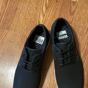 Women’s size 10 black deck shoes